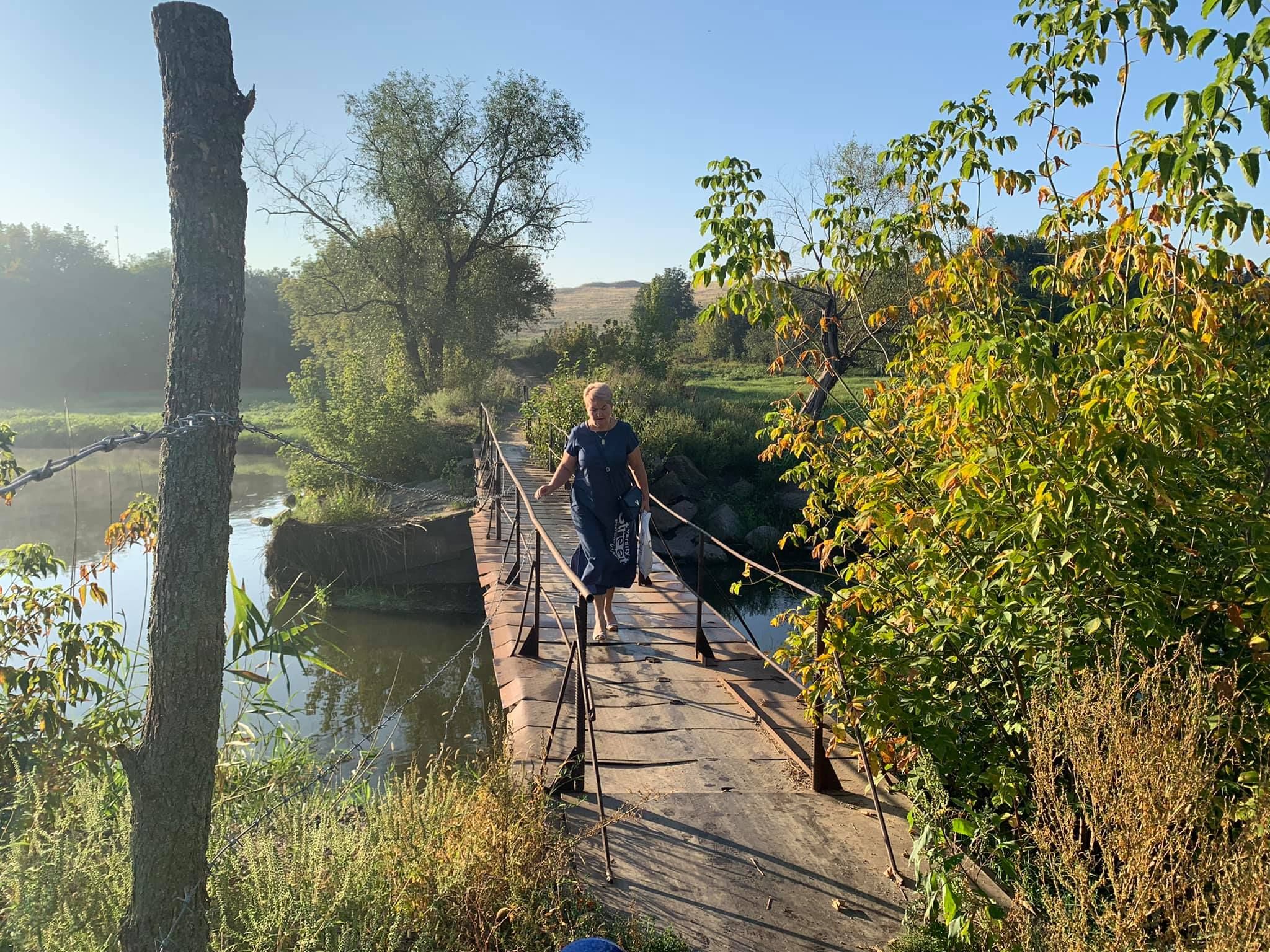 На работу ходит под обстрелами: история об учительнице, обучающей учеников в прифронтовой зоне На работу ходит под обстрелами: история об учительнице, обучающей учеников в прифронтовой зоне