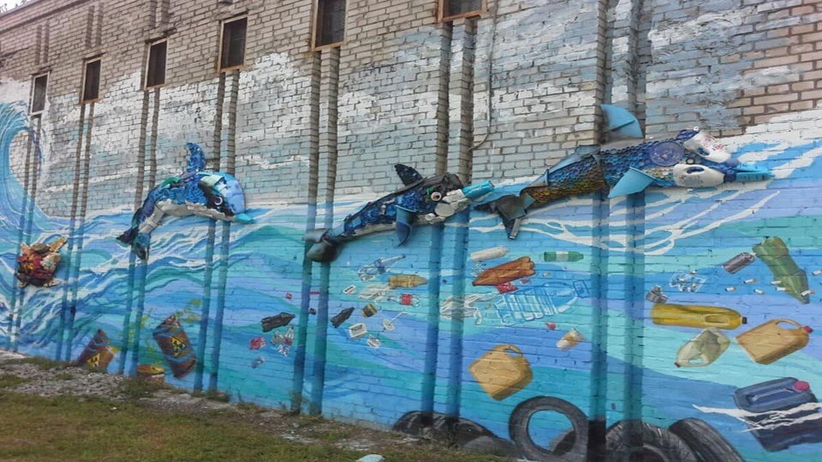 Змушує задуматися: у Києві з'явився екомурал з пластику - Тренди Змушує задуматися: у Києві з'явився екомурал з пластику - Тренди