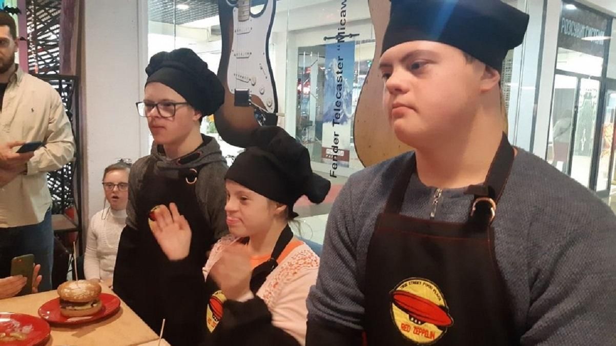 У Вінниці триває соціальний проєкт "Сонячні професії" - Новини Вінниці сьогодні - Тренди У Вінниці триває соціальний проєкт "Сонячні професії" - Новини Вінниці сьогодні - Тренди