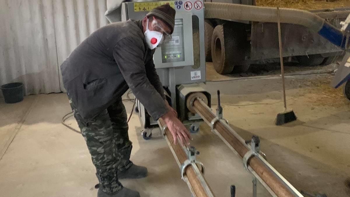 Фермер из Луганщины самостоятельно производит биотопливо - Новости Луганска - Тренды Фермер из Луганщины самостоятельно производит биотопливо - Новости Луганска - Тренды