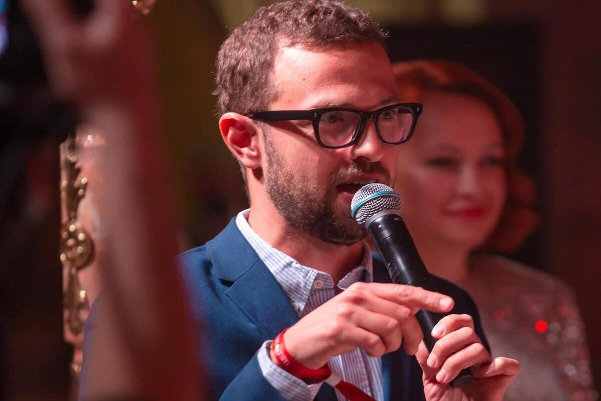 Антон Птушкин продал свой Smart и направил средства на благотворительность: сумма впечатляет - Тренды Антон Птушкин продал свой Smart и направил средства на благотворительность: сумма впечатляет - Тренды