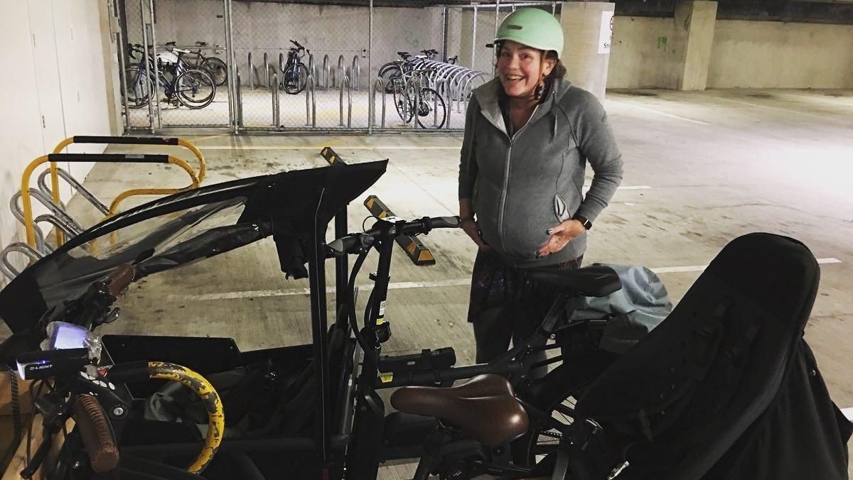 У Новій Зеландії депутатка велосипедом вирушила до лікарні народжувати - Тренди У Новій Зеландії депутатка велосипедом вирушила до лікарні народжувати - Тренди