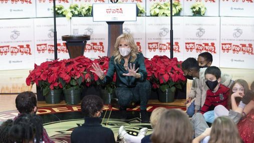 Більше, ніж подарунки: Джилл Байден поділилася значенням Різдва з дітьми 