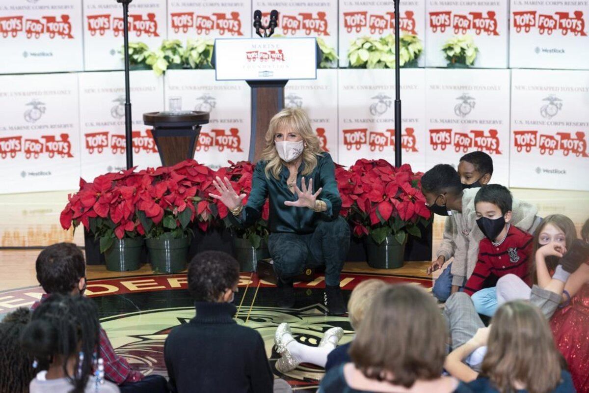Більше, ніж подарунки: Джилл Байден поділилася з дітьми значенням Різдва - Тренди