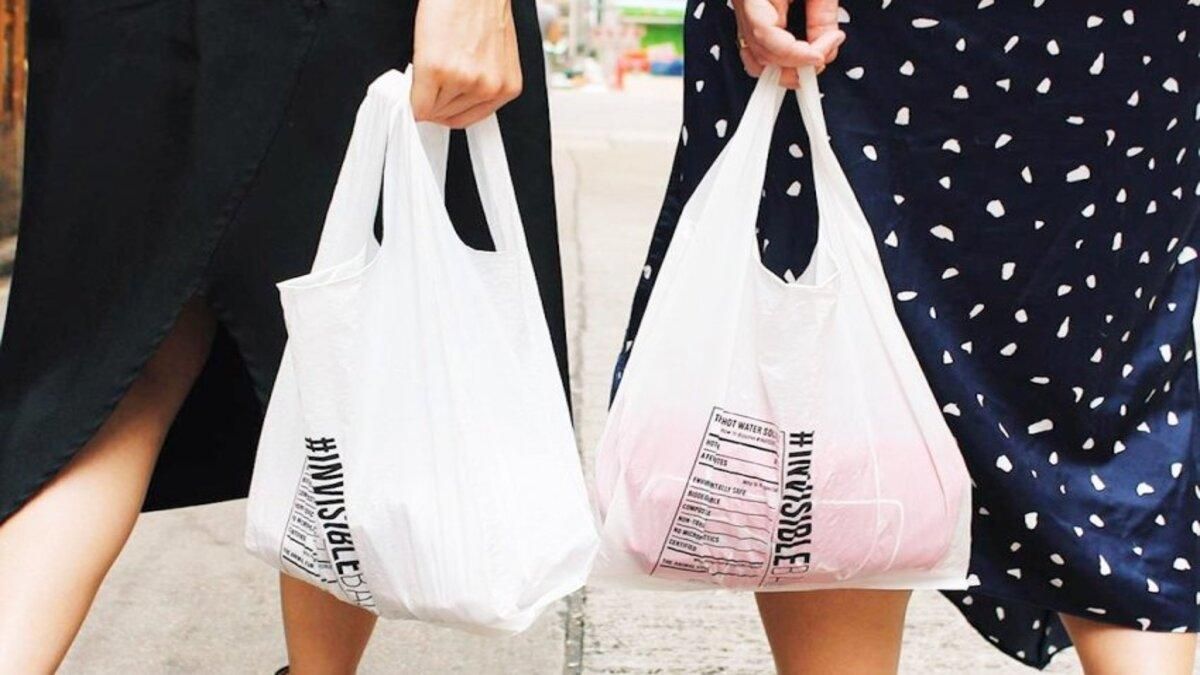 В Гонконге создали пакеты, растворяющиеся в воде - Тренды В Гонконге создали пакеты, растворяющиеся в воде - Тренды