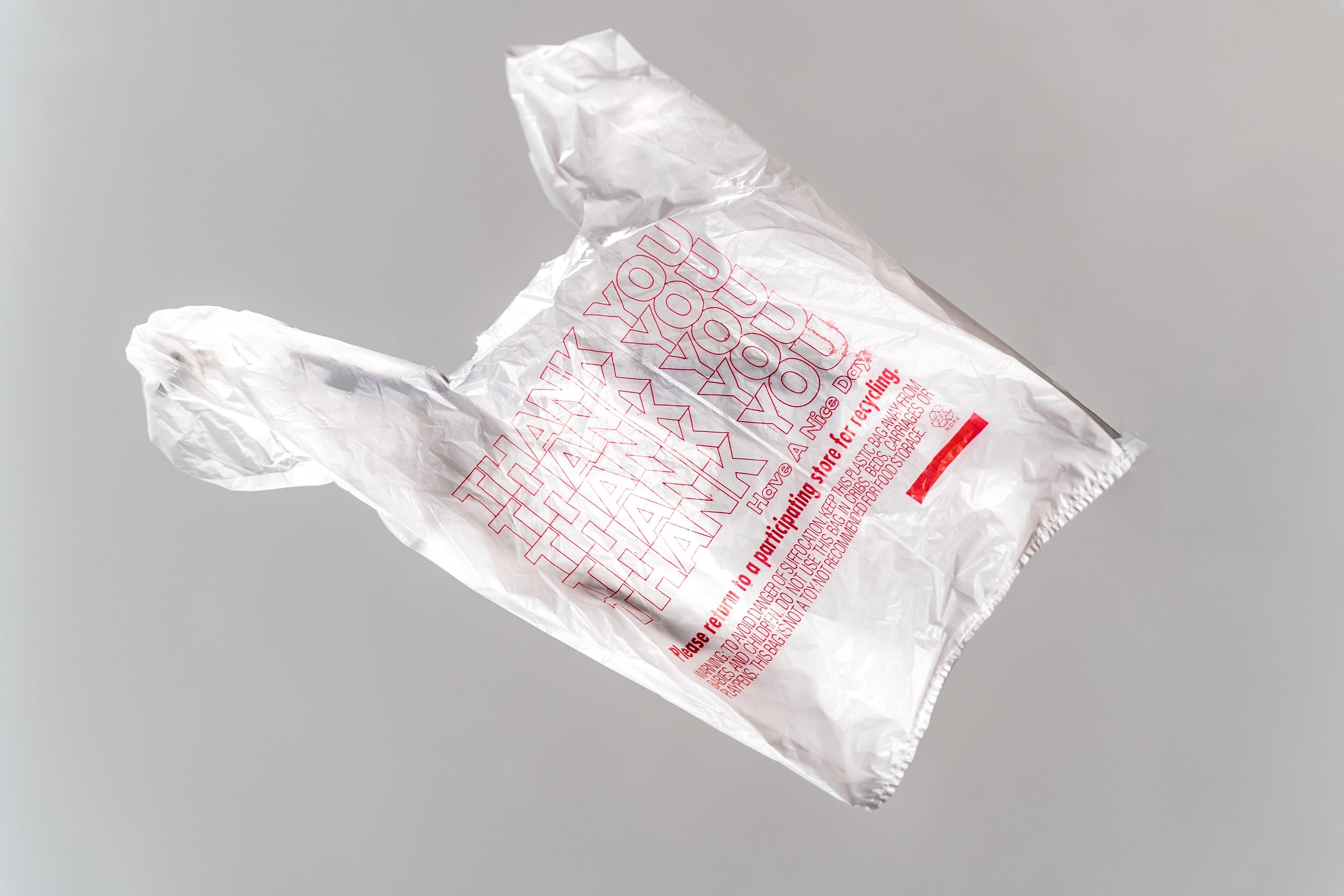 У Франції заборонили пластикову упаковку для фруктів та овочів - Тренди У Франції заборонили пластикову упаковку для фруктів та овочів - Тренди