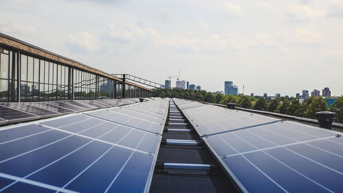 Скільки домогосподарств встановили сонячні електростанції у 2021 році - Тренди
