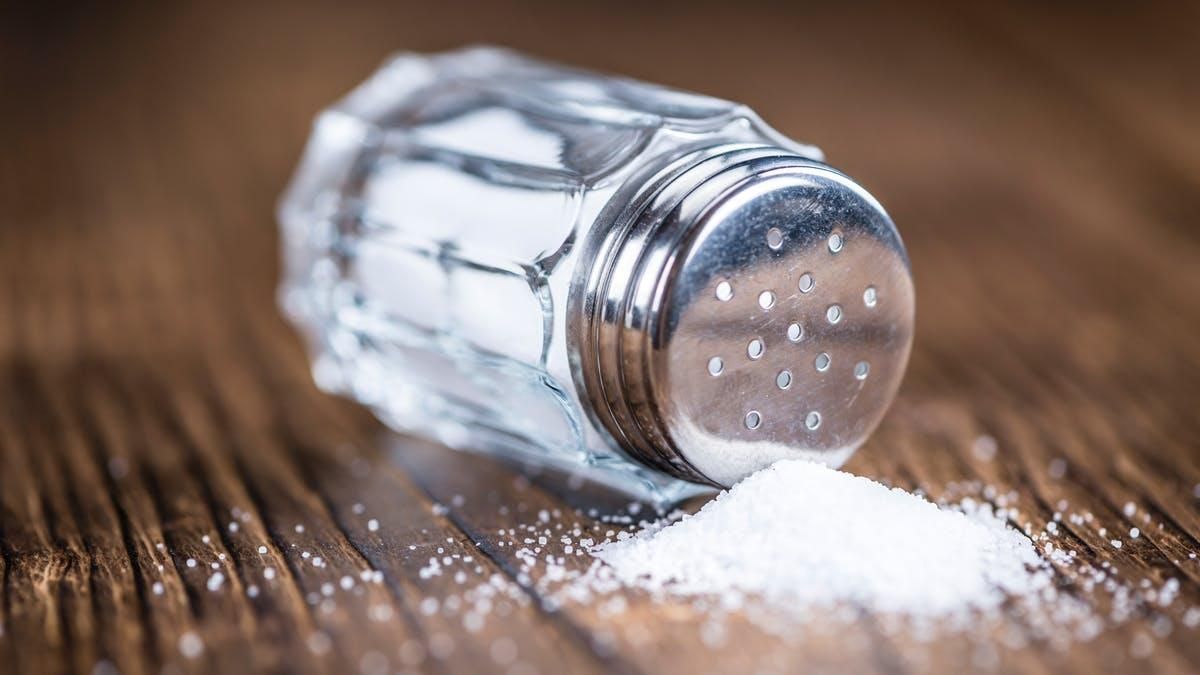 Чим небезпечна пересолена їжа та чи можна відмовитися від солі зовсім - Тренди